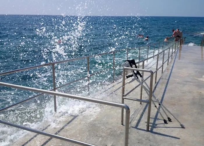 Hana * Pula